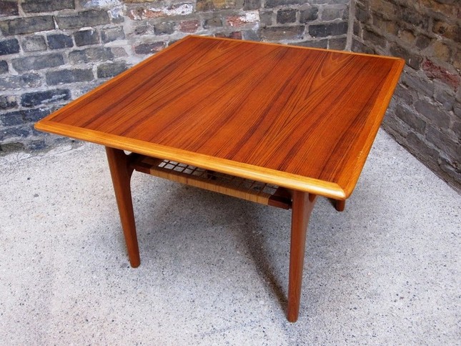 Teak Side Table Design