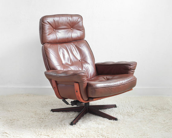 Leather lounge chair 2