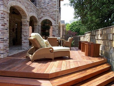 Patio decorating contest