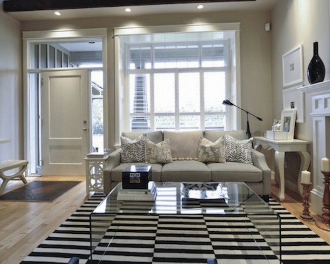 Small living room ideas on a budget