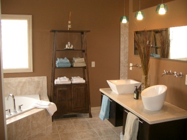 Vintage light fixtures for bathroom