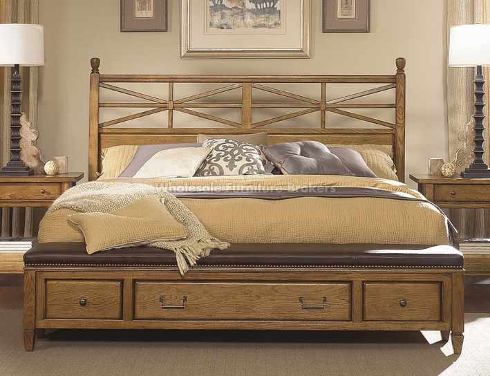 Storage bench for queen bed