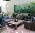 Outdoor wall art flowers