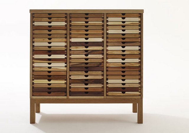 Storage chests of drawers