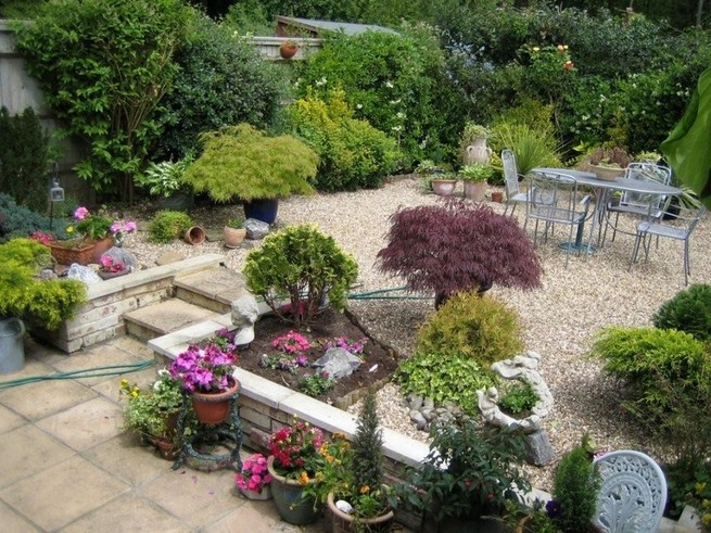 Small patio ideas photos