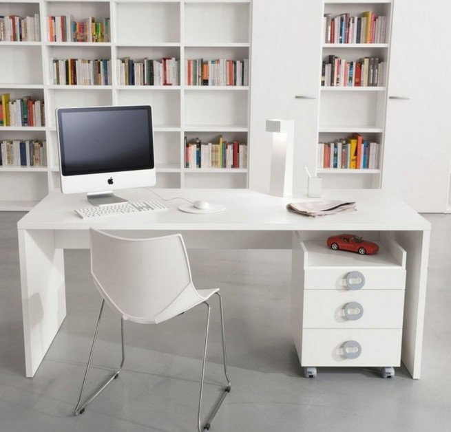 Convenient computer desks for home office