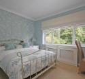 Bedroom curtain ideas small rooms
