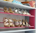 Shoe rack with shelf