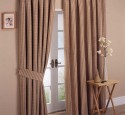 Easy bedroom curtain ideas
