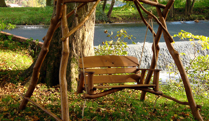 Patio bench swing