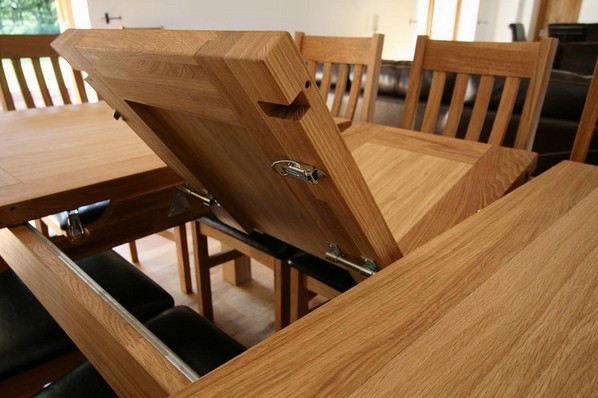 Solid wood extendable dining table
