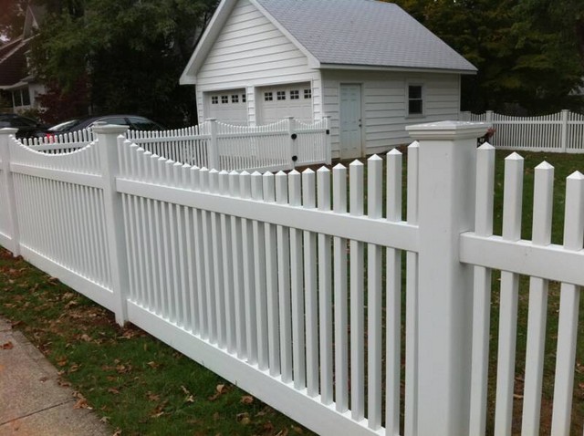 Vinyl fence quality comparison