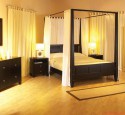 Canopy Bed Bedding Set
