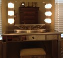 Lighted Makeup Mirror Vanity Table